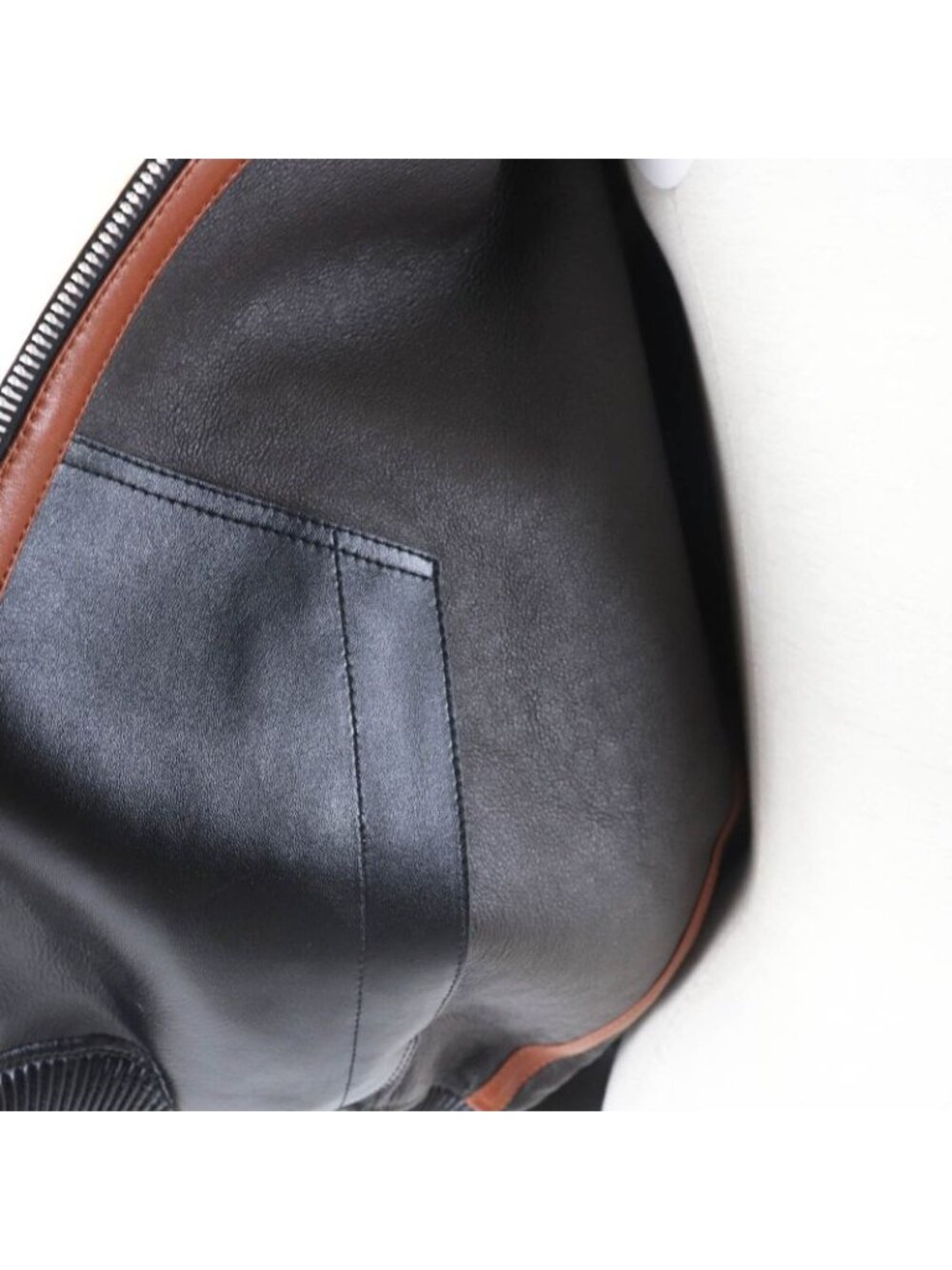 Louis Vuitton Fjlj12 xkn Sheepskin Monogram Reversible Hooded Mouton Jacket - Picture 11 of 15